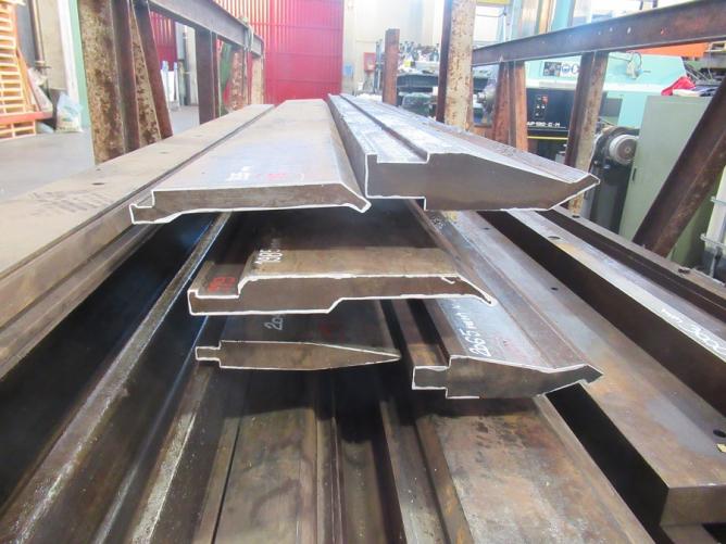 PRISMI E LAME PRESS BRAKE DIES